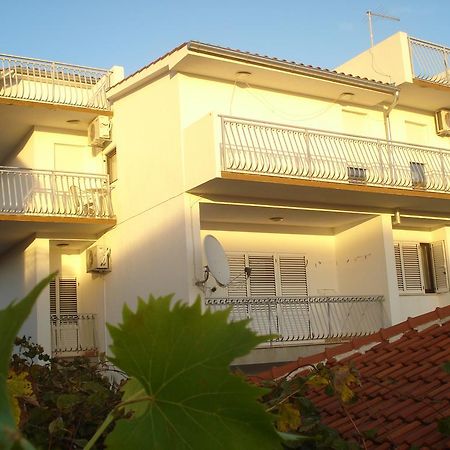 Apartments Nikolas 沃迪切 外观 照片